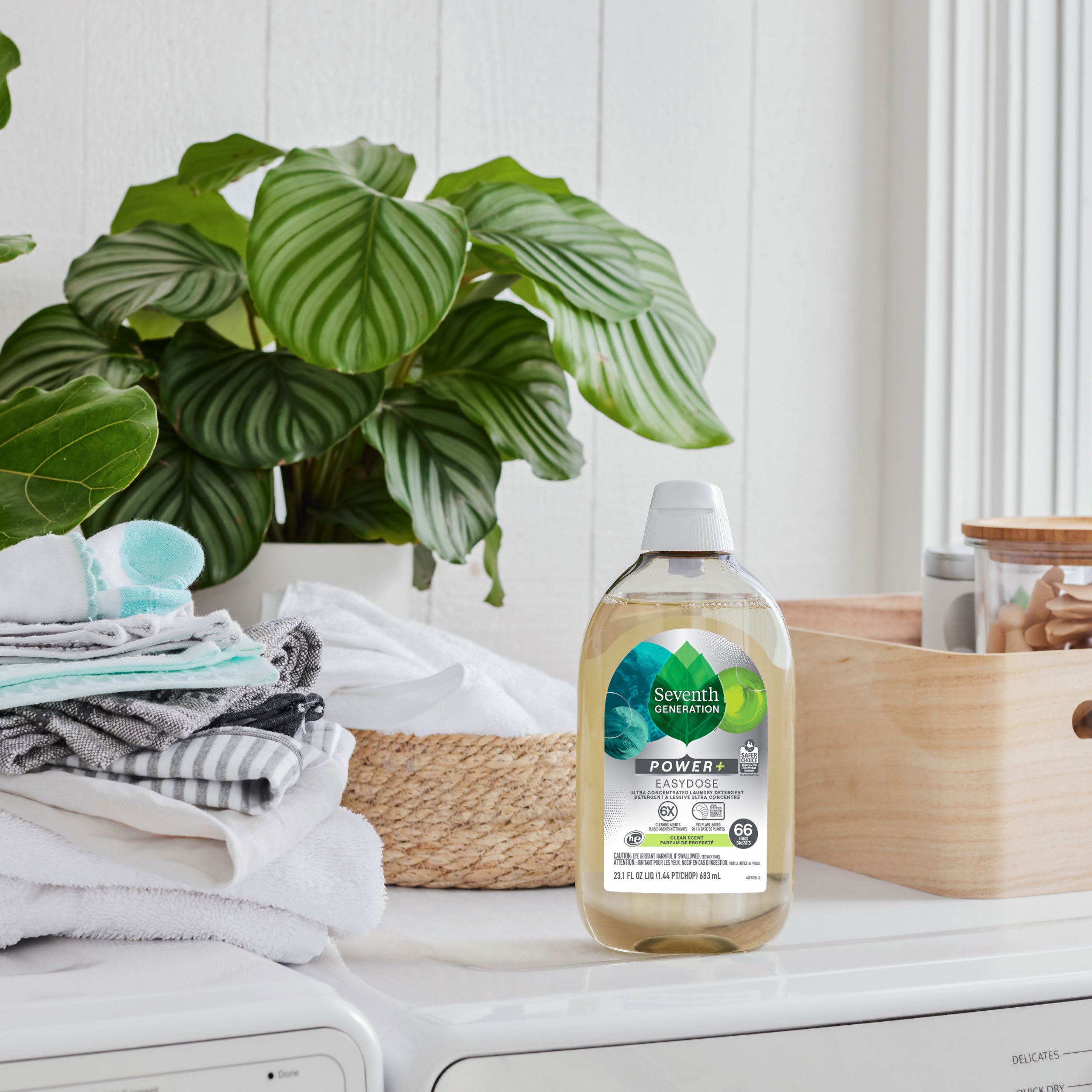EasyDose™ Power+™ Ultra Concentrated Laundry Detergent - Clean Scent Fabric Care Essential